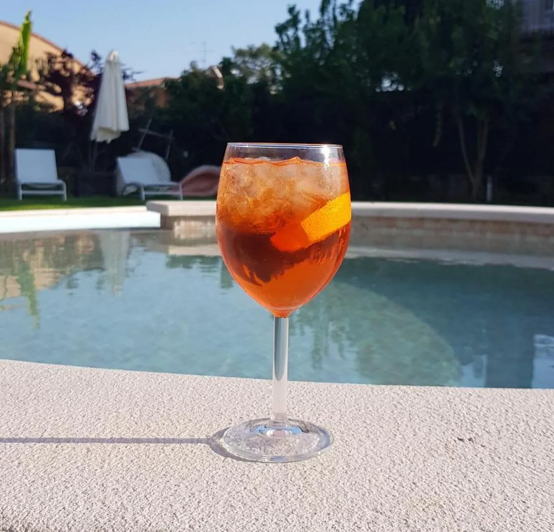 Oda ve Kahvaltı B&B Villa Giulia Desenzano del Garda