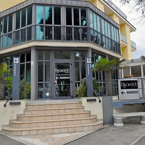 ** Hotel apartamentowy Rivaverde Włochy